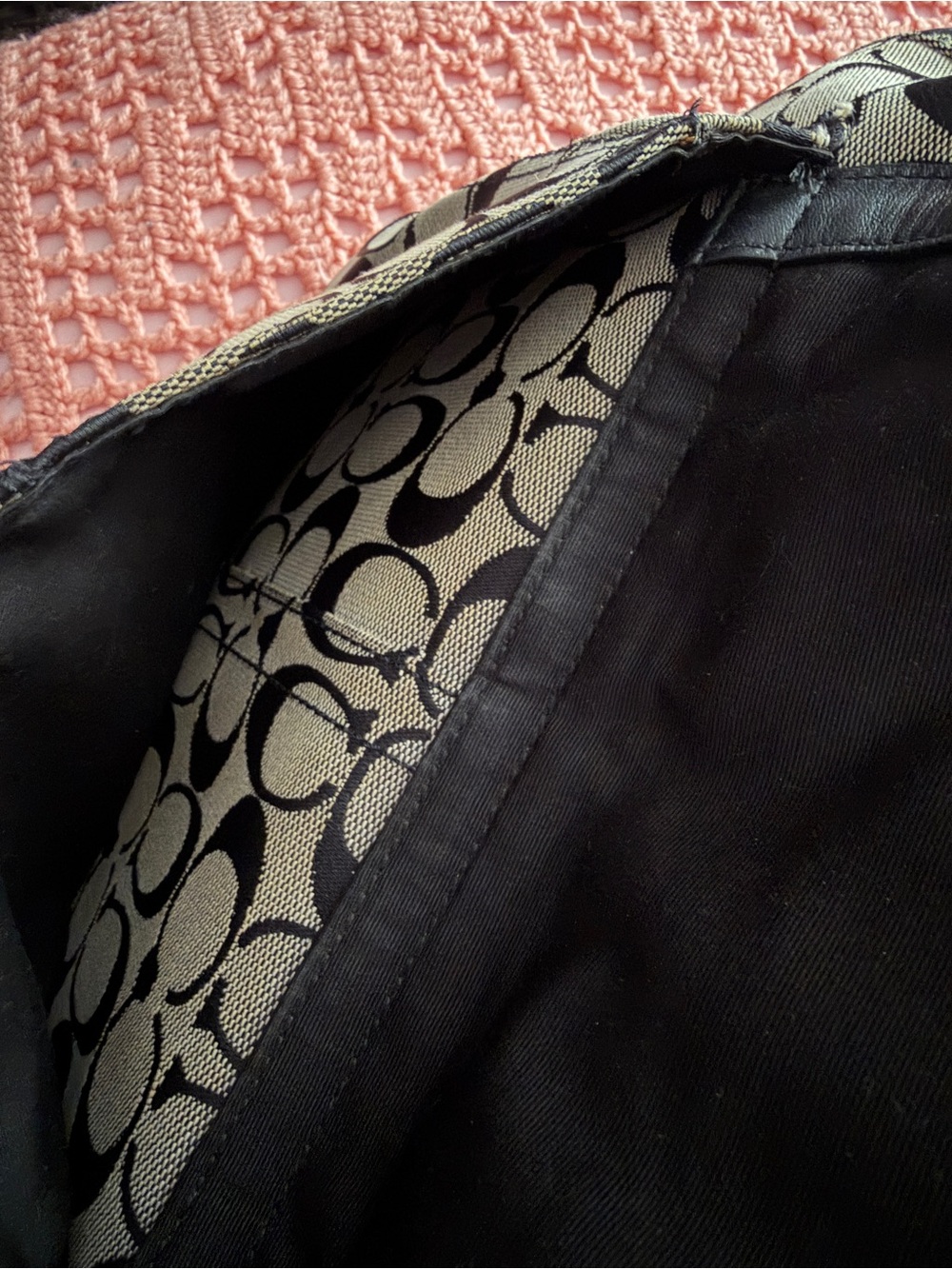 vintage Coach Soho Signature jacquard satchel, from the mid-2000s/Y2K era - Picture 5 of 5
